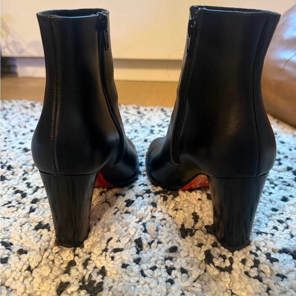 Christian Louboutin Adox 85 Black Calf
Leather Ankle Boots -Size 36.5 - Picture 5 of 8